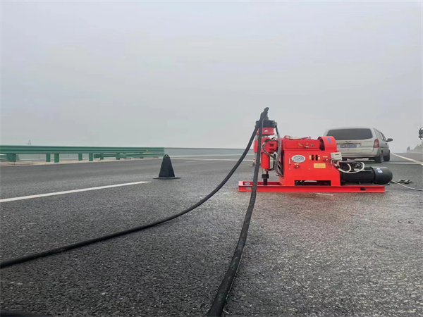 盐城马路路基路面开裂下沉注浆加固灌浆